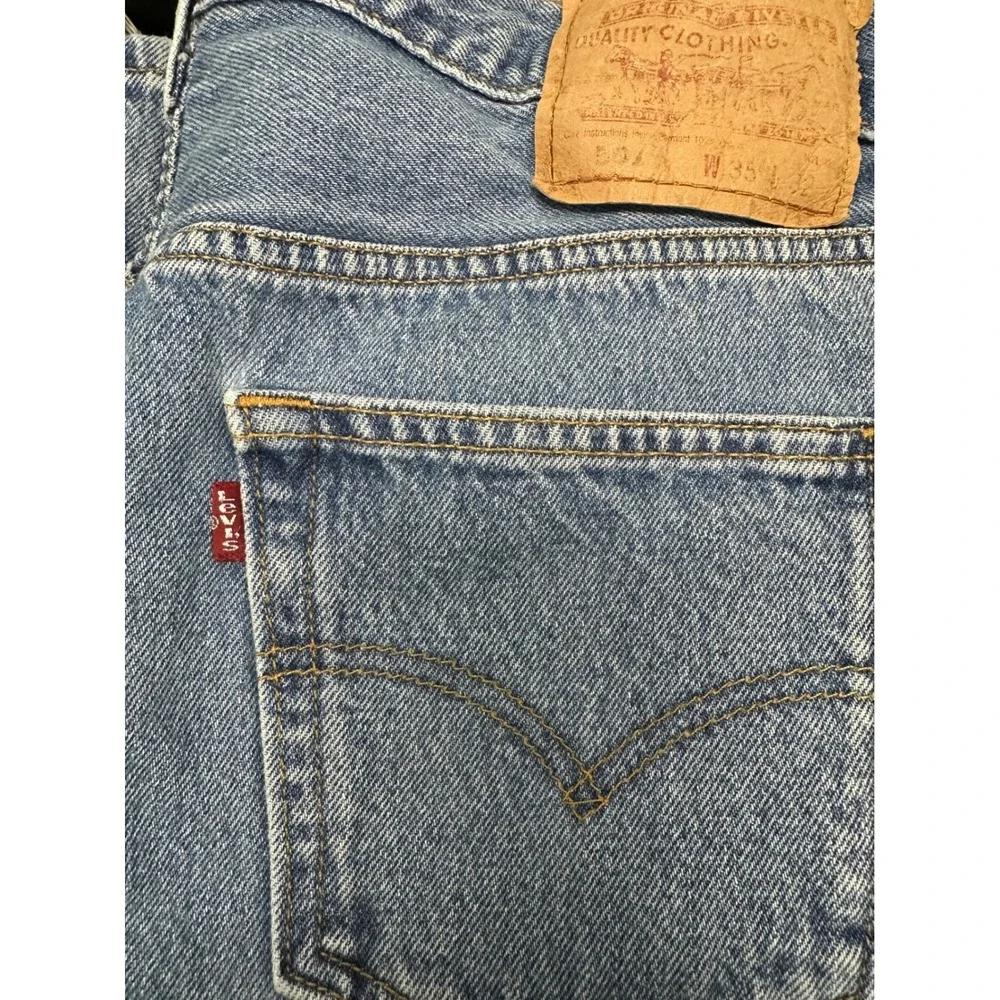 Vintage Levis 501 Original Fit Straight Leg Blue Denim Button Fly Faded 35 x 32